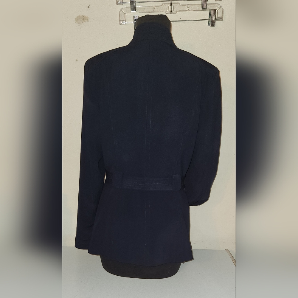 Cache Coat - image 6